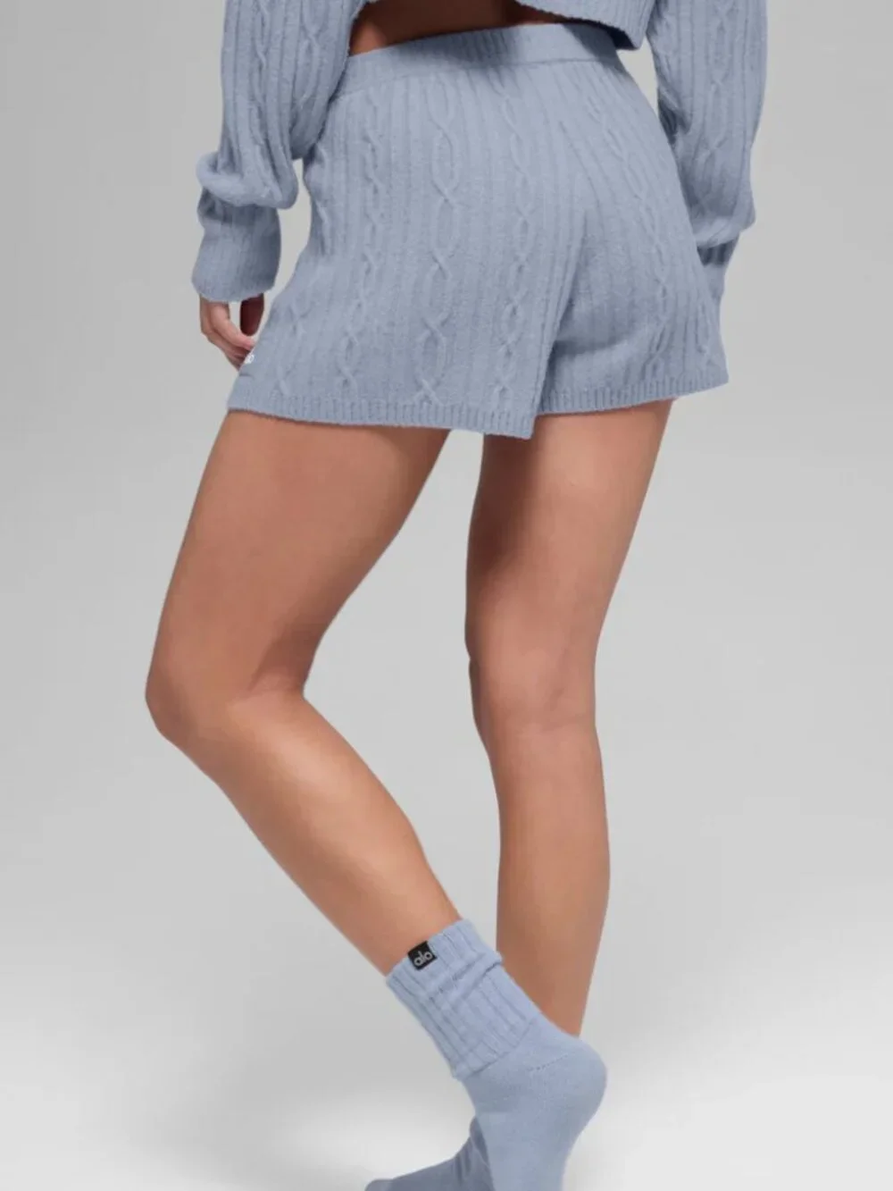 New ALO Yoga Cable Knit Winter Bliss Shorts NWT, Winter Frost (Light Blue), XXS